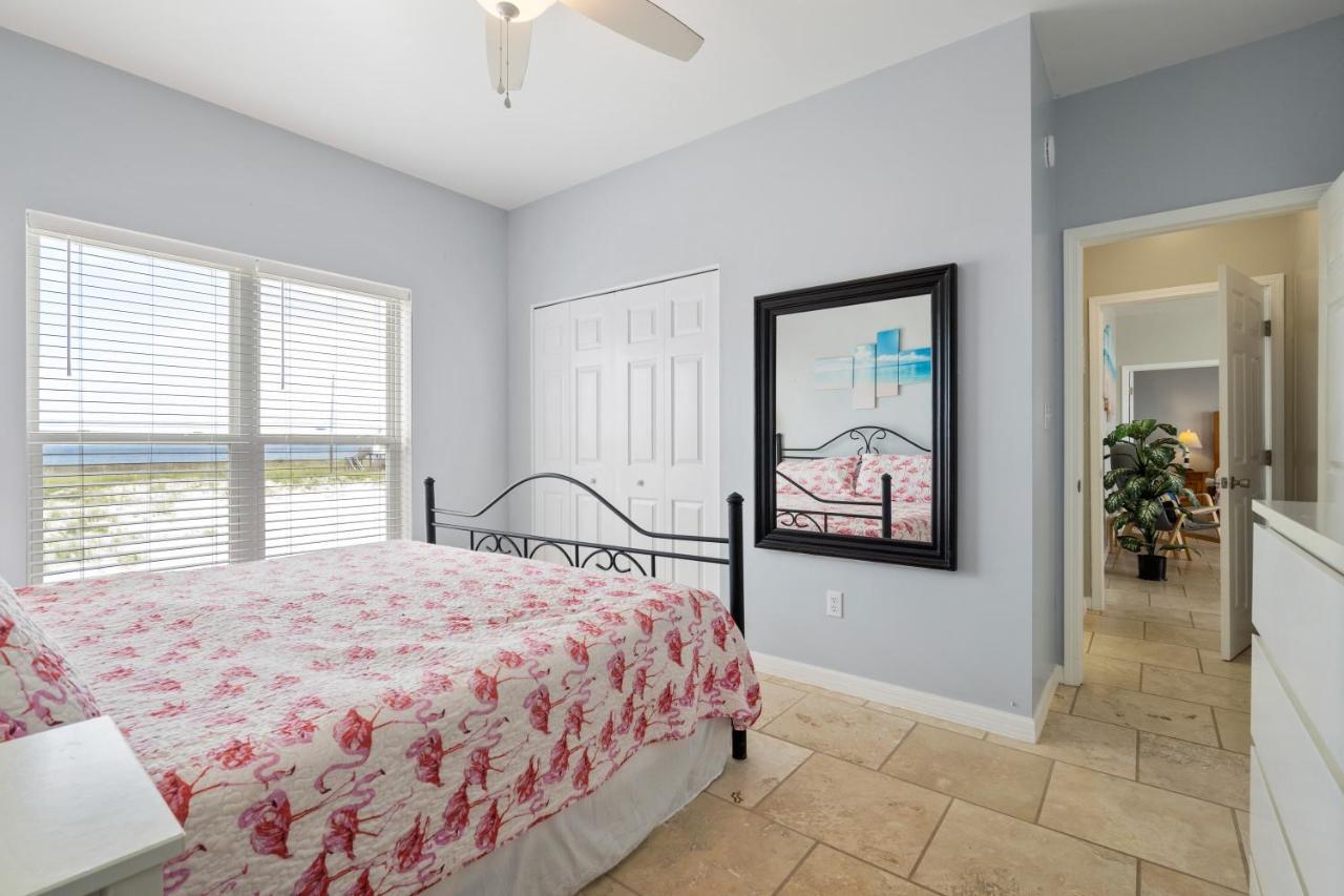 Marisol - Pet Friendly And Gulf Front! Enjoy The Large Deck With Amazing Views! Home Dauphin Island Esterno foto